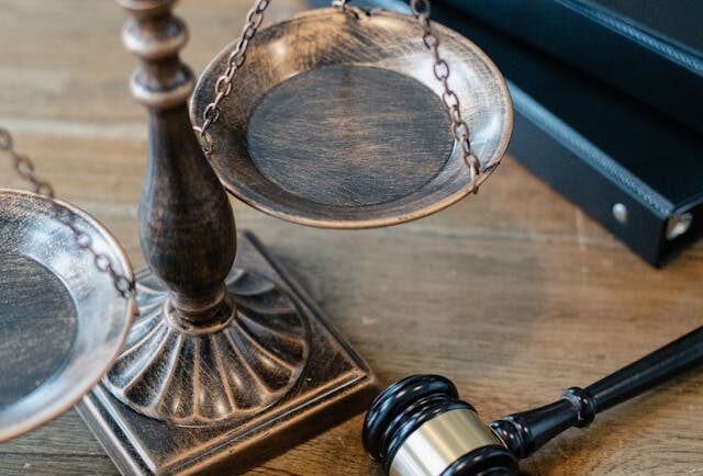 pexels-sora-shimazaki-5668882 (1)